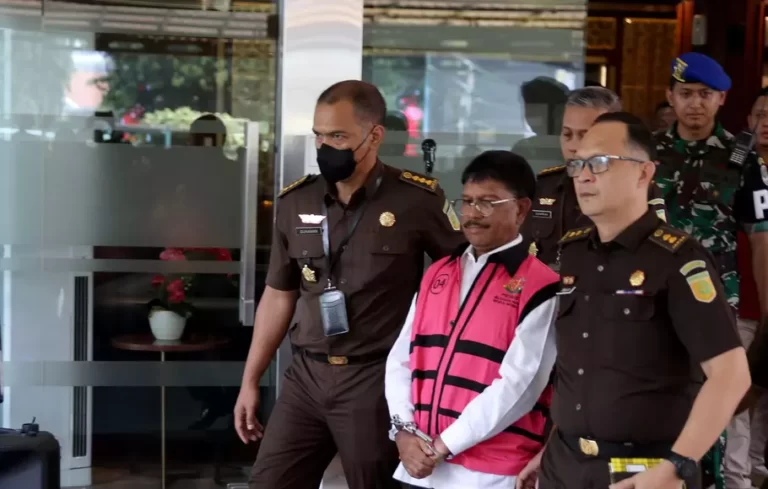 Menkominfo Resmi Jadi Tersangka Korupsi BTS 4G,Kerugian Mencapai Rp 8 Triliun