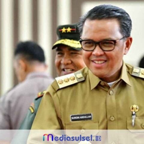 Minimalist Breaking News YouTube Thumbnail 1 11zon 1