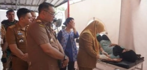 FireShot Capture 2309 Peringati Hari Kartini Dinas PPKB Makassar Gelar Pelayanan KB dan K