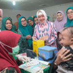 Stunting Indira Yusuf Serahkan Bantuan Cegah Anak Kurang Gizi