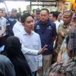 wapres gibran temui keluarga korban kapal tenggela 800 2025 07 07 090835 0