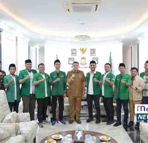 Wali Kota Makassar Munafri Arifuddin menerima GP Ansor Kota Makassar di Balai Kota, bahas kolaborasi pemuda dan program MCH