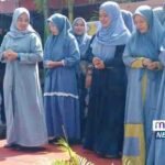 Guru Mardekayya II Nyanyikan Lagu Religius, Panggung Maulid Semarak
