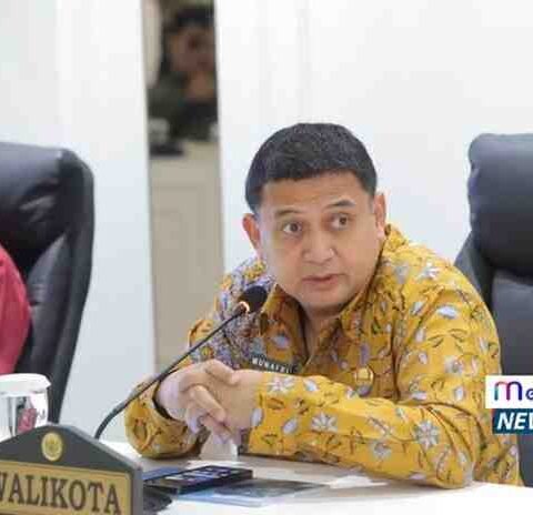Wali Kota Makassar Munafri Arifuddin memimpin langsung jalannya pertemuan, didampingi Sekretaris Daerah Zulkifly Nanda, serta Komisaris PT Tiga Permata Bersinar, Ricky Fandi.