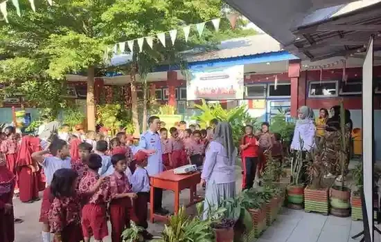 SD Negeri Maradekaya 2 Gelar Senam Ceria Sambut Hari Anak Nasional