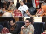 Kepala Kantor Pertanahan Kota Makassar, Adri Virly Rachman (tengah), menyambut kunjungan Panitia Antar Kementerian (PAK) dalam rangka kegiatan Monitoring dan Evaluasi (Monev) di Kantor Pertanahan Makassar, Kamis (18/9/2025).
