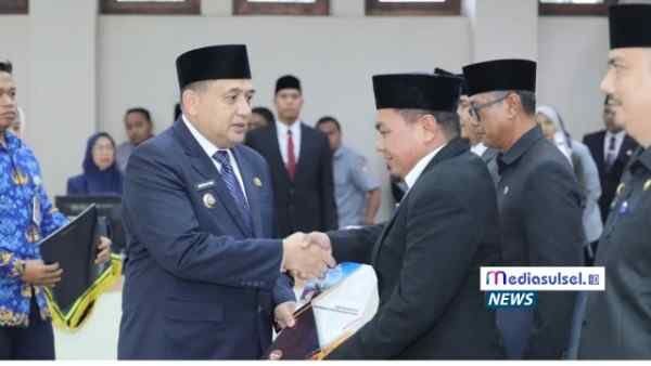 Eks Jaksa KPK Dr. Asrul Alimina Dilantik Jadi Kabag Hukum Pemkot Makassar BiruKuningModernReviewGadgetYoutubeThumbnail 3