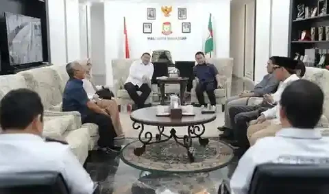 Foto audiensi Fraksi PPP bersama Wali Kota Makassar di Balai Kota 1