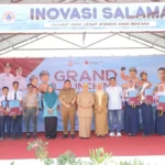Wali Kota Makassar Munafri Arifuddin dan Wakil Wali Kota Aliyah Mustika Ilham bersama pelajar pada launching Inovasi SALAMA di Makassar, Selasa 30 September 2025 (dok ist
