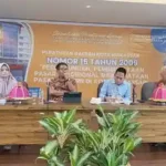 Ketua Komisi B DPRD Makassar Ismail bersama narasumber pada Sosialisasi Perda penguatan pasar tradisional dan penataan pasar modern.