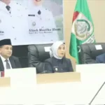 Ketua DPRD Makassar Supratman bersama Wakil Ketua menghadiri pelantikan pejabat administrator eselon III di Balai Kota, Senin (23/06/2025).