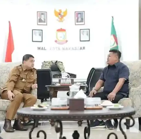 Ketua Fraksi NasDem DPRD Makassar Ari Ashari Ilham usai audiensi dengan Wali Kota Munafri Arifuddin di Balai Kota, Selasa (29/4/2025).