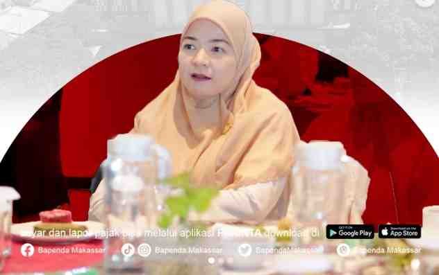 Riana Rizka Saputri (BAPENDA Makassar) saat menghadiri rapat stabilitas harga pangan di Hotel Novotel Makassar Grand Shayla. 22/10/25