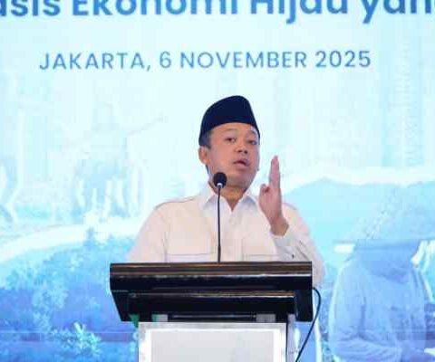 Menteri Agraria dan Tata Ruang/Kepala BPN, Nusron Wahid, menyampaikan arah kebijakan penataan ruang dalam Sarasehan Hari Tata Ruang (HANTARU) 2025 di Jakarta Selatan, Kamis (6/11/2025). Nusron menegaskan pentingnya tata ruang yang berkeadilan untuk mewujudkan empat visi besar Presiden Prabowo Subianto. (Dok. Kementerian ATR/BPN)