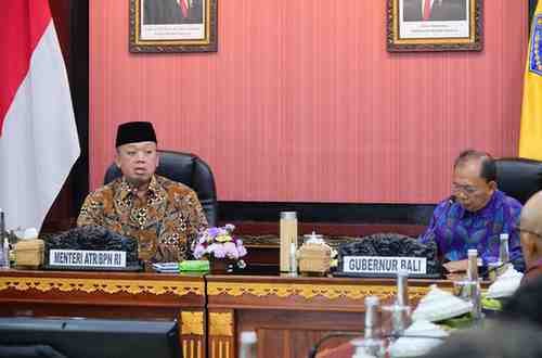 Menteri ATR/BPN Nusron Wahid menghadiri peluncuran integrasi NIB, NOP, dan NIK di Kota Denpasar yang dirangkaikan dengan Rakor Akhir GTRA Provinsi Bali, Rabu (26/11/2025).
