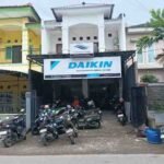 Andi Amran Sulaiman Lantik Lima Pengurus IKA Unhas di Makassar 1 Eks Pegawai Klaim Pesangon 5 Tahun Belum Dibayar Vendor AC PT Rekayasa Tata Udara: “Saya Bekerja Keras, Tidak Dihargai”