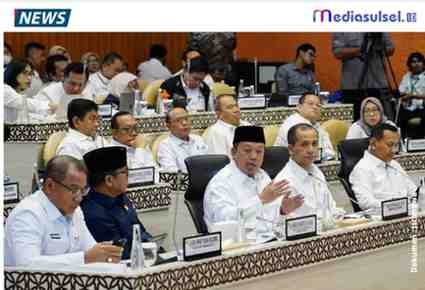 Menteri ATR/Kepala BPN Nusron Wahid menyampaikan paparan dalam rapat kerja bersama Tim Pansus DPR RI di Kompleks Parlemen, Senayan, Jakarta, Rabu (21/1/2026). Nusron menegaskan penyelesaian persoalan tanah di kawasan hutan harus dimulai dari kejelasan TORA sebagai bagian dari Reforma Agrari Screenshot2026 01 2210293