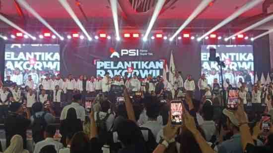 makassar 4cb1e32b6f9749f3c6ca1f0143865704 720x40 1