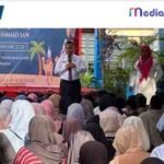 Isra Mi’raj Jadi Momentum Penguatan Karakter, SMPN 49 Makassar Lepas Dua Guru Purna Bakti