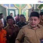 Wali Kota Makassar Appi Tinjau Pengungsi Banjir di Antang Dini Hari, Pastikan Logistik Aman