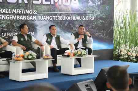 Wamen ATR/Waka BPN Ossy Dermawan menghadiri pencanangan Gerakan Nasional Pengembangan Ruang Terbuka Hijau dan Biru (GALANG RTHB) di Tebet Eco Park, Jakarta, Jumat (13/2/2026). WhatsAppImage2026 02 13at17.04.01