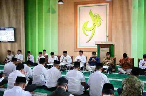 Momentum Ramadan, Nusron Wahid Kumpulkan Mitra Kerja di Buka Puasa Bersama