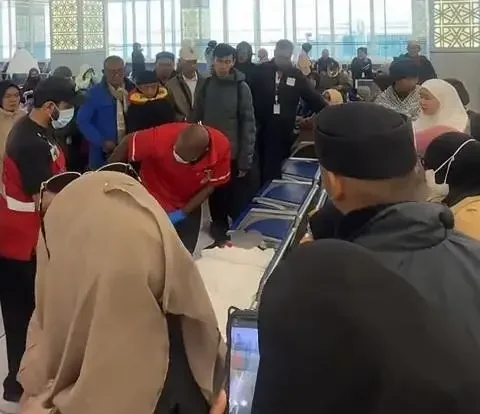 upload 297875130054e1400bbc2057a942c322 402308dd c4ba 48a5 bbeb f8f935bbeb8f