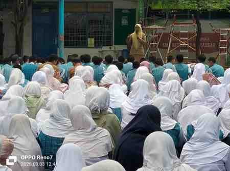 Jelang TKA, Kepsek SMPN 30 Tekankan Kesiapan Siswa Jelang TKA, Kepsek SMPN 30 Tekankan Kesiapan Siswa