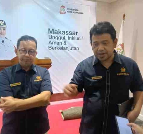 Kepala Bidang Penyuluhan, Pelayanan dan Hubungan Masyarakat Kanwil DJP Sulselbartra, Sigit Purnomo, saat audiensi bersama Wali Kota Makassar di Balai Kota Makassar, Rabu (4/3/2026), sekaligus mengingatkan masyarakat agar waspada terhadap modus penipuan yang mengatasnamakan Direktorat Jenderal Pajak. Kepala Bidang Penyuluhan, Pelayanan dan Hubungan Masyarakat Kanwil DJP Sulselbartra, Sigit Purnomo, saat audiensi bersama Wali Kota Makassar di Balai Kota Makassar, Rabu (4/3/2026), sekaligus mengingatkan masyarakat agar waspada terhadap modus penipuan yang mengatasnamakan Direktorat Jenderal Pajak.