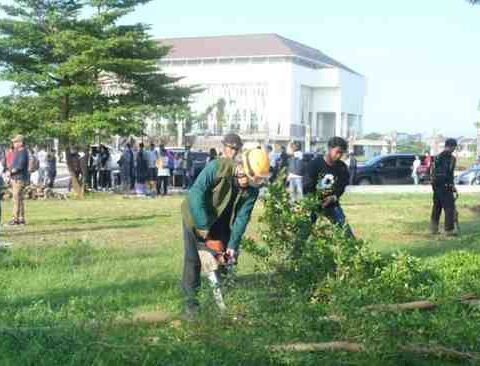DLH Makassar Turunkan Personel Bersihkan CPI, Penanganan Dilakukan Terpadu