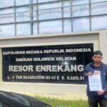 Terbakar di Laut Sulut, KM Barcelona 5 Telan Korban Jiwa dan 1 Ibu Hamil Meninggal 1 Kasus Penipuan Mobil Rp140 Juta di Enrekang, Oknum Polisi Dilaporkan ke Propam