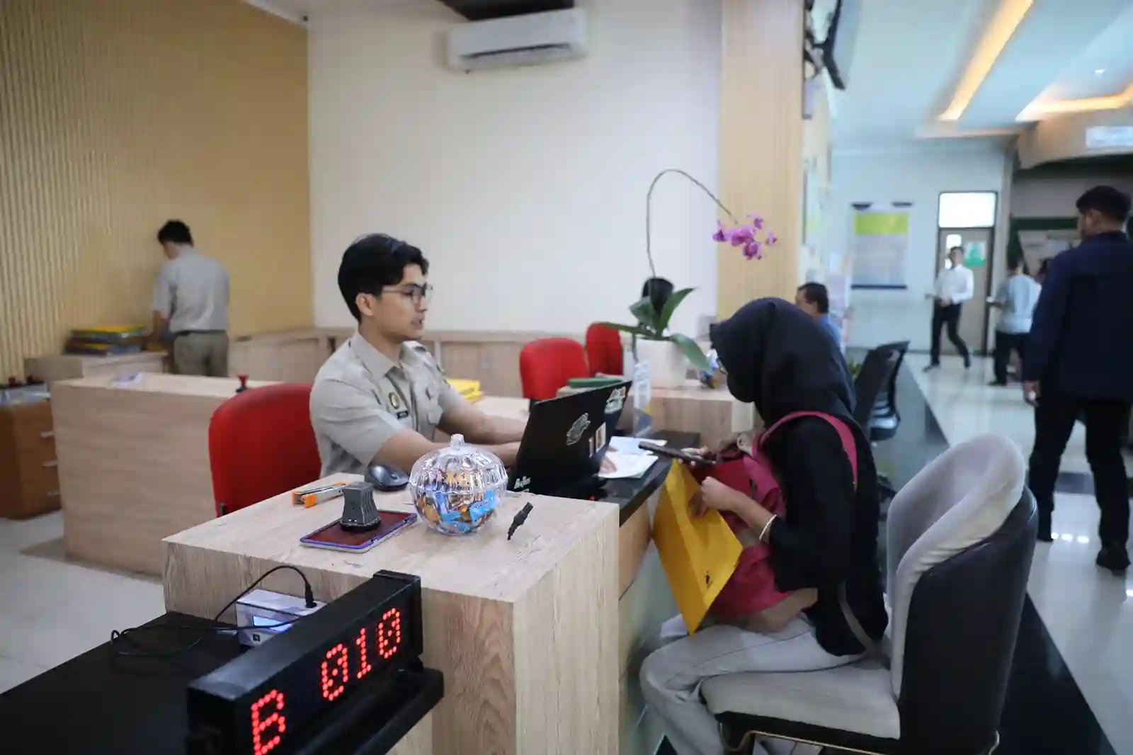 ATR BPN Terapkan WFH Setiap Jumat, Layanan Pertanahan Dipastikan Tetap Optimal ATR BPN Terapkan WFH Setiap Jumat Layanan Pertanahan Dipastikan Tetap Optimal