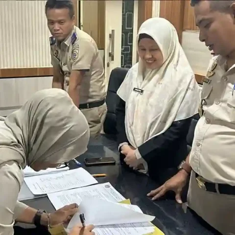 PPPK Baru Kantor Pertanahan Takalar Teken Adendum Kontrak, Perkuat Layanan 2026 PPPK Baru Kantor Pertanahan Takalar Teken Adendum Kontrak Perkuat Layanan 2026