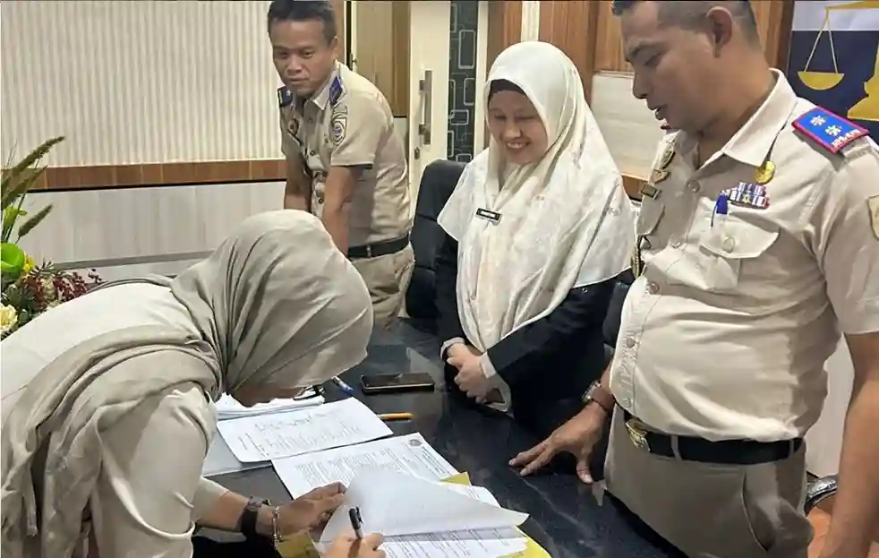 PPPK Baru Kantor Pertanahan Takalar Teken Adendum Kontrak Perkuat Layanan 2026