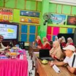 Viral di Medsos, Dosen UIM Diduga Ludahi Kasir Berkerudung di Makassar 2 UPT SD Layang Tua 1 Perkuat Komitmen Sekolah Ramah Lingkungan Menuju Adiwiyata Nasional