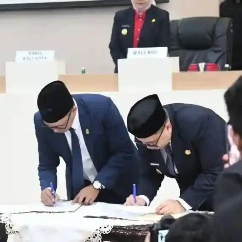 Kepala Dinas Pertanahan Makassar Hadiri Rapat Paripurna DPRD Bahas LKPJ Wali Kota