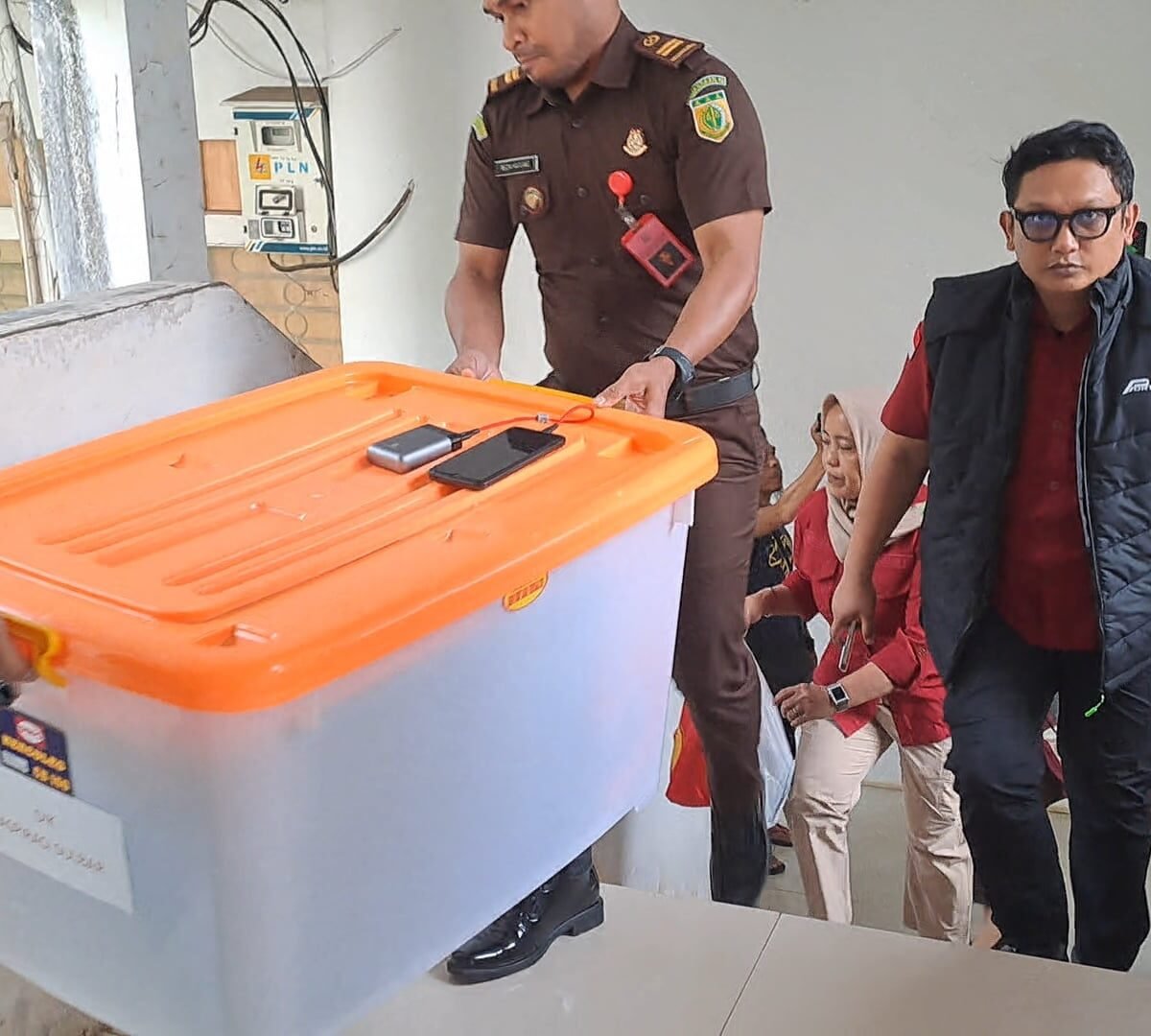 Kejati Sulsel Sita Dokumen Proyek Perpustakaan Digital Rp19 Miliar, Diduga Tanpa Perencanaan Kejati Sulsel Sita Dokumen Proyek Perpustakaan Digital Rp19 Miliar, Diduga Tanpa Perencanaan