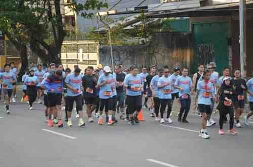 Munafri Ikut Lari 10K, Sebut Makassar Half Marathon Jadi Penggerak Gaya Hidup Sehat dan Pariwisata 1 munafri10k 2 1