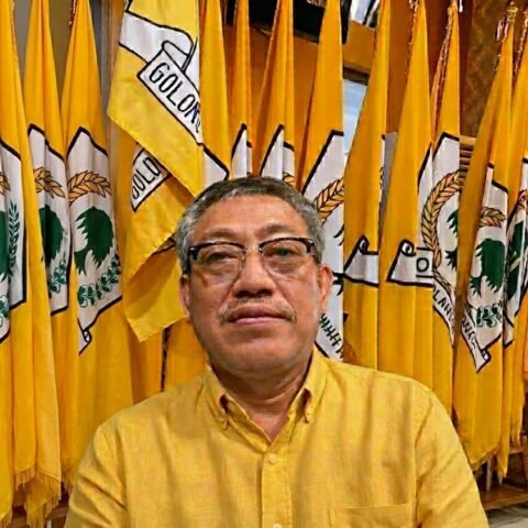 Musda Golkar Sulsel Berlarut-larut, Koordinator SC Armin Toputiri: Bagai Menarik Benang dalam Tepung Musda Golkar Sulsel Berlarut-larut, Koordinator SC Armin Toputiri: Bagai Menarik Benang dalam Tepung
