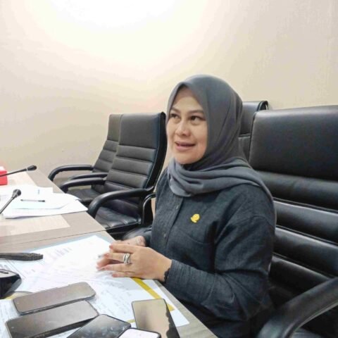 Ratusan Kepsek di Sulsel Mundur Massal: "Terpaksa Buat Surat Pernyataan" Ratusan Kepsek di Sulsel Mundur Massal: "Terpaksa Buat Surat Pernyataan"
