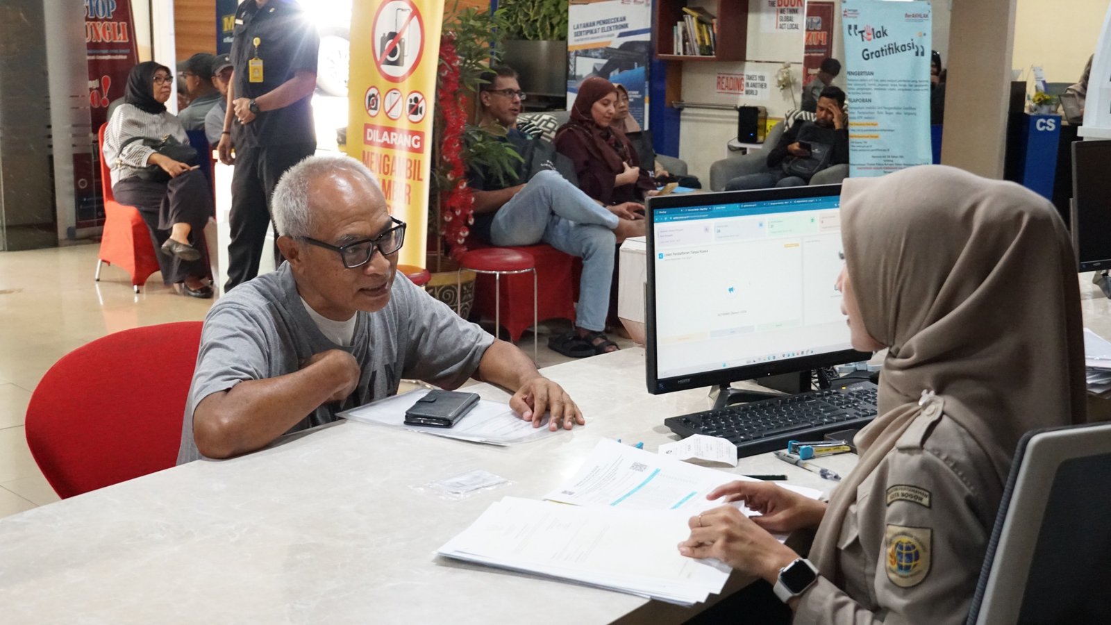 Urus Sertipikat Tanah Sendiri di Kantah Bogor, Pensiunan BUMN Hemat Puluhan Juta