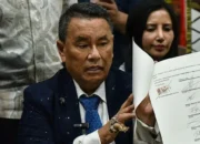 Hotman Paris Pilih Dampingi Febrie Adriansyah Tanpa Bayaran, Ini Alasannya 13 Hotman Paris bela Eks Jampidsus.jpg