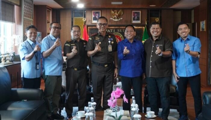 Disaat Laporan Dugaan Hibah KONI Makassar Rp15 Miliar Masuk Kejari, Pengurus Malah Datangi Kejati Sulsel; Ada Apa.?