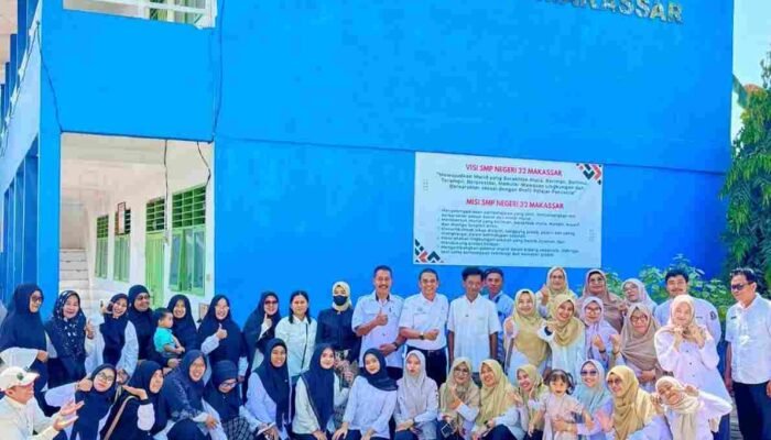 Lepas Sambut SMP Negeri 32 Makassar, 10 Tahun Kebersamaan Ditutup dengan Penuh Haru