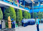 Upacara Hari Senin Pertama Belajar Efektif di SMP Negeri 4 Makassar Berlangsung Khidmat 18 Upacara Hari Senin di SMP Negeri 4 Makassar
