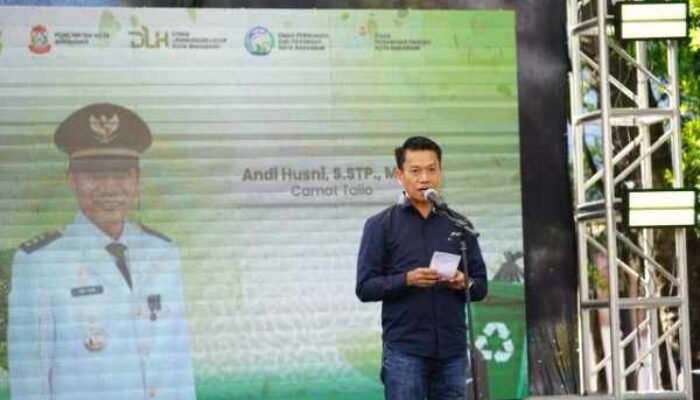 Jelajah Sampah di Tallo Kumpulkan 116,8 Kg Sampah, DLH Makassar Luncurkan Gerakan 10.000 Galon Tumpuk