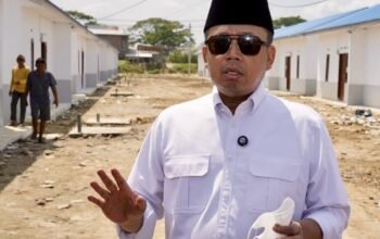 Nusron Apresiasi Tzu Chi Bangun 108 Huntap di Aceh Tamiang 6 Menteri ATR Kepala BPN Nusron Wahid meninjau pembangunan huntap Yayasan Buddha Tzu Chi di Aceh Tamiang