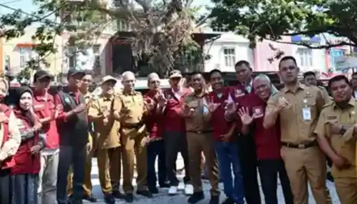 Wali Kota Makassar Buka Gerakan Serentak Tracing TBC di Puskesmas Antang, Camat Manggala Dampingi