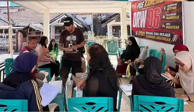 Pemerintah Kelurahan Bitowa Dukung Pendataan Perlinsos, Lurah Fathurahman Pantau Langsung di RW 006