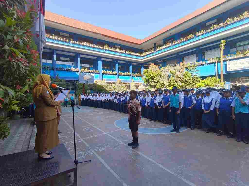 SMP Negeri 24 Makassar Lantik Pengurus Dewan Penggalang Gudep 1